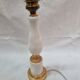 Pied de lampe en marbre