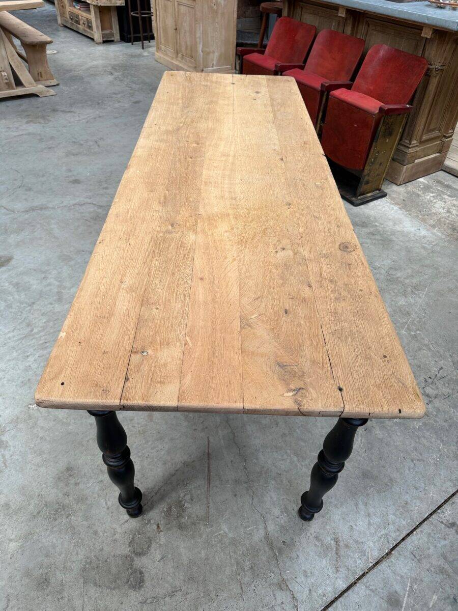 Campaign table in oak