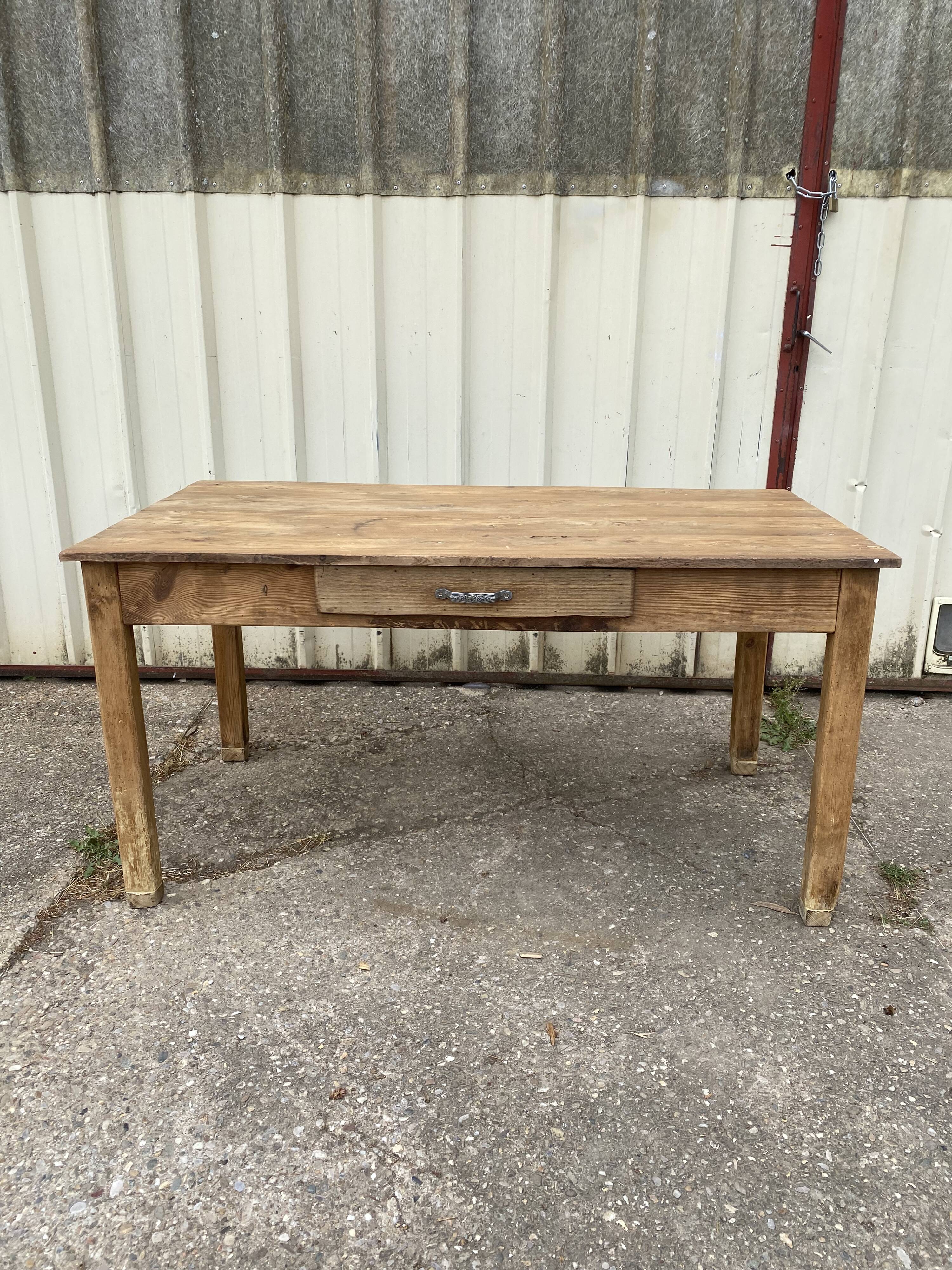 Table de ferme
