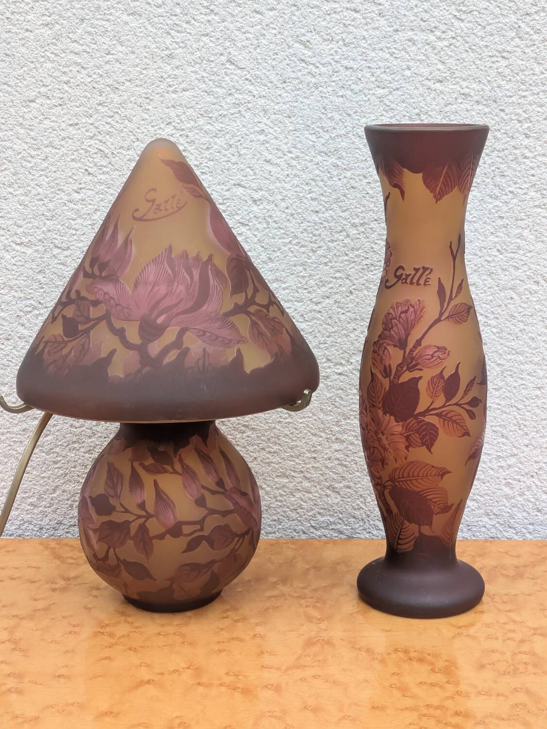 Signed lamp and vase, Tip Gallé – Acid-etched glass – Art Nouveau