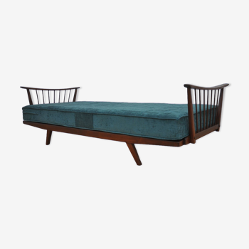 Oak daybed from the 1950s