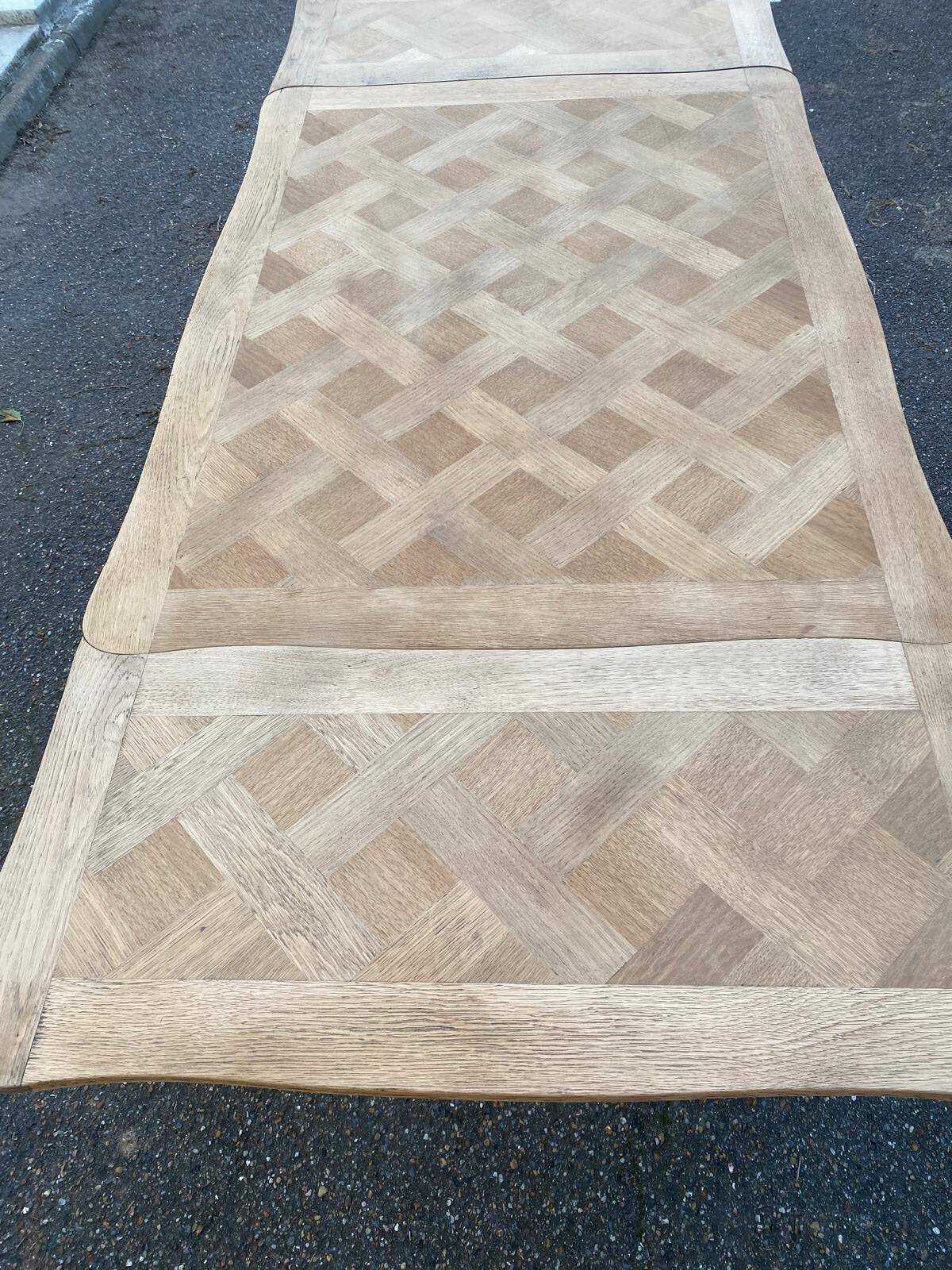 Louis XV extendable dining table, renovated, oak, 120-200cm, 19th century.