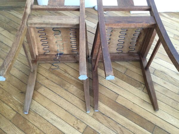 2 chaises vintage en bois et simili cuir rouge