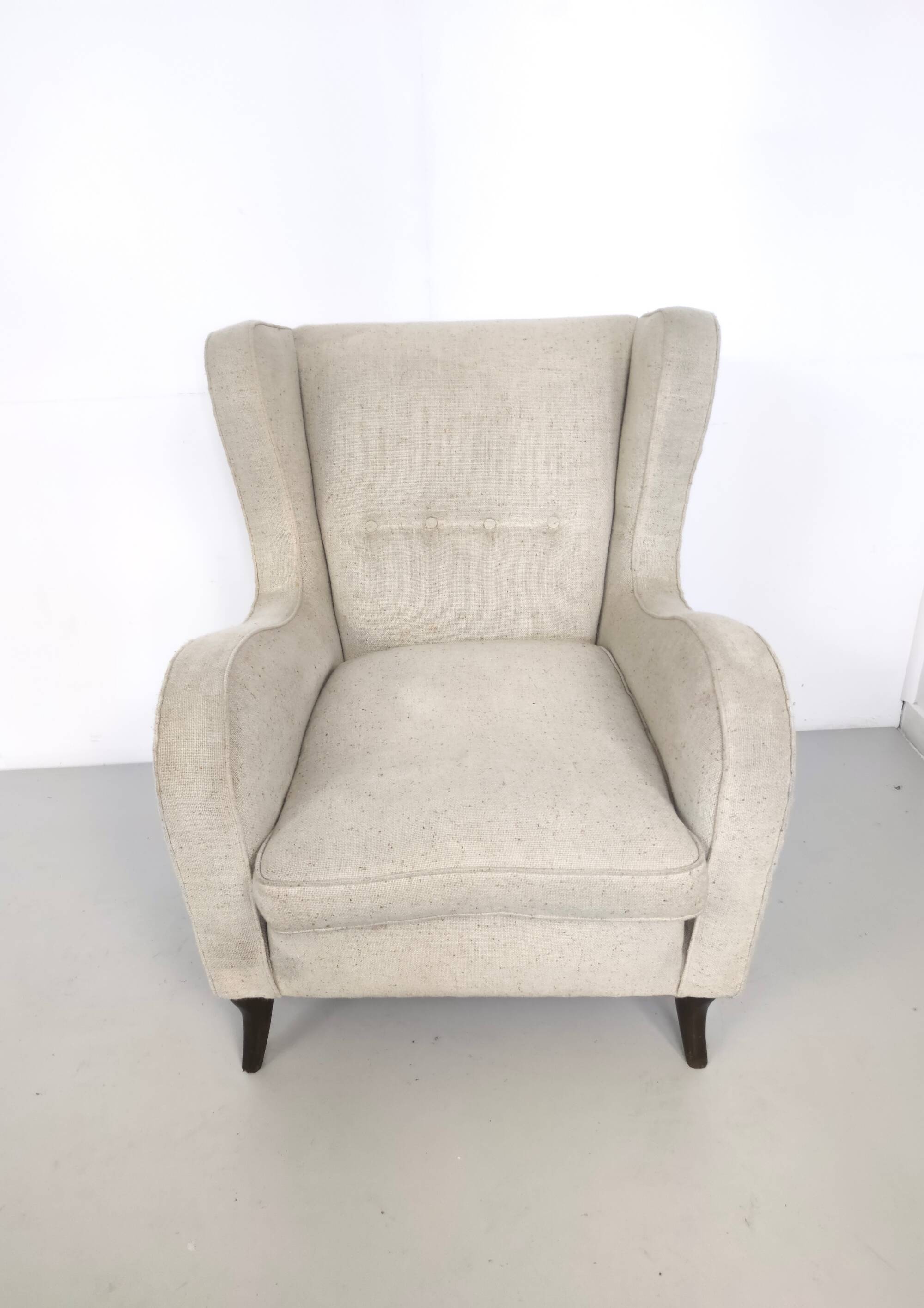 Ivory Lounge Chair with Ottoman in the Style of Gio Ponti, Italy