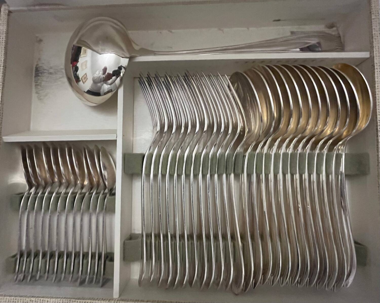 Frionnet silver plated cutlery set (37 pieces)