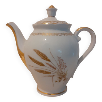 Porcelain teapot france f.d.