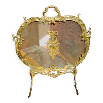 Fire screen, 19th century spark screen in gilded bronze