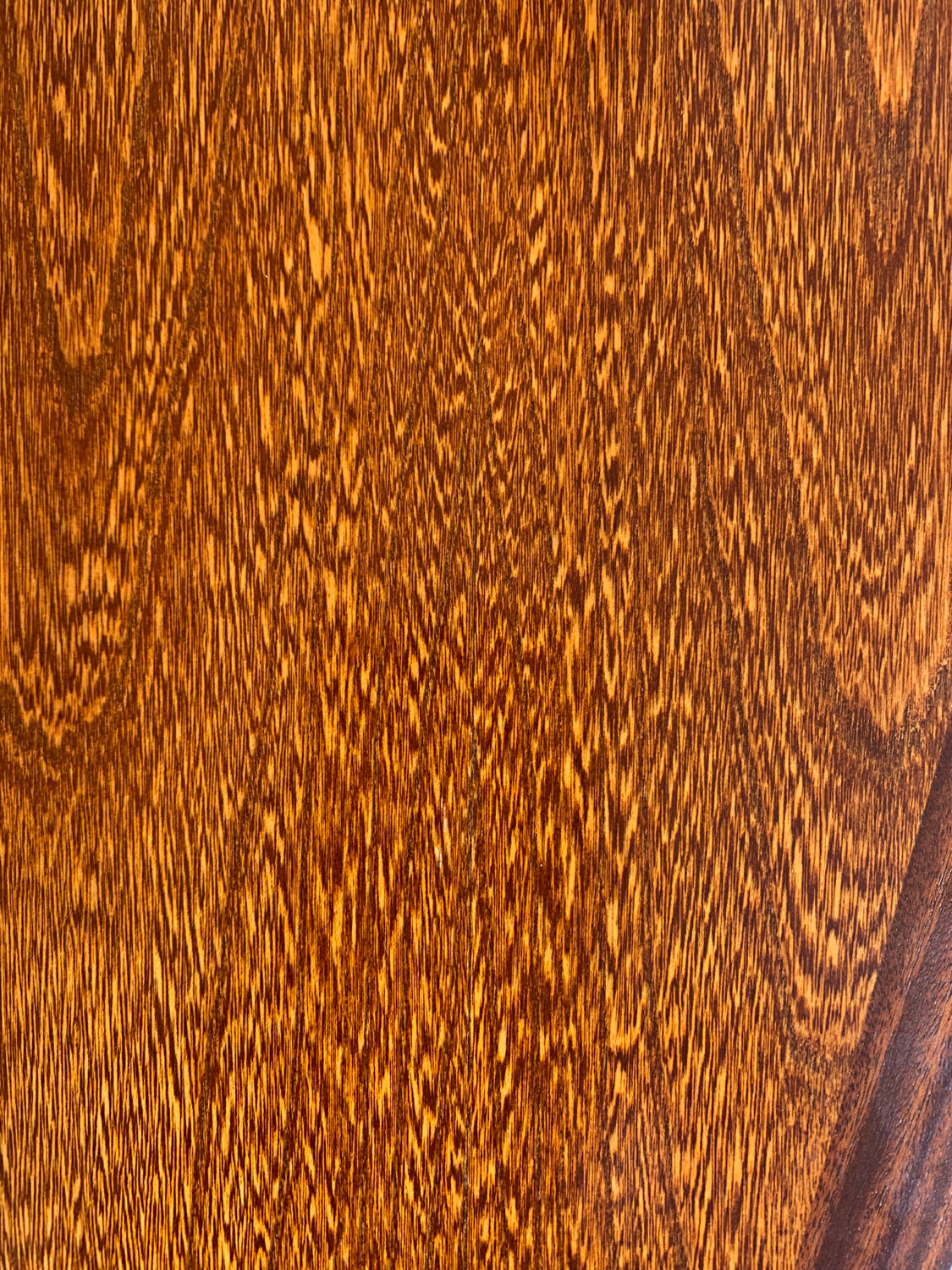 Vintage round table edited by Baumann