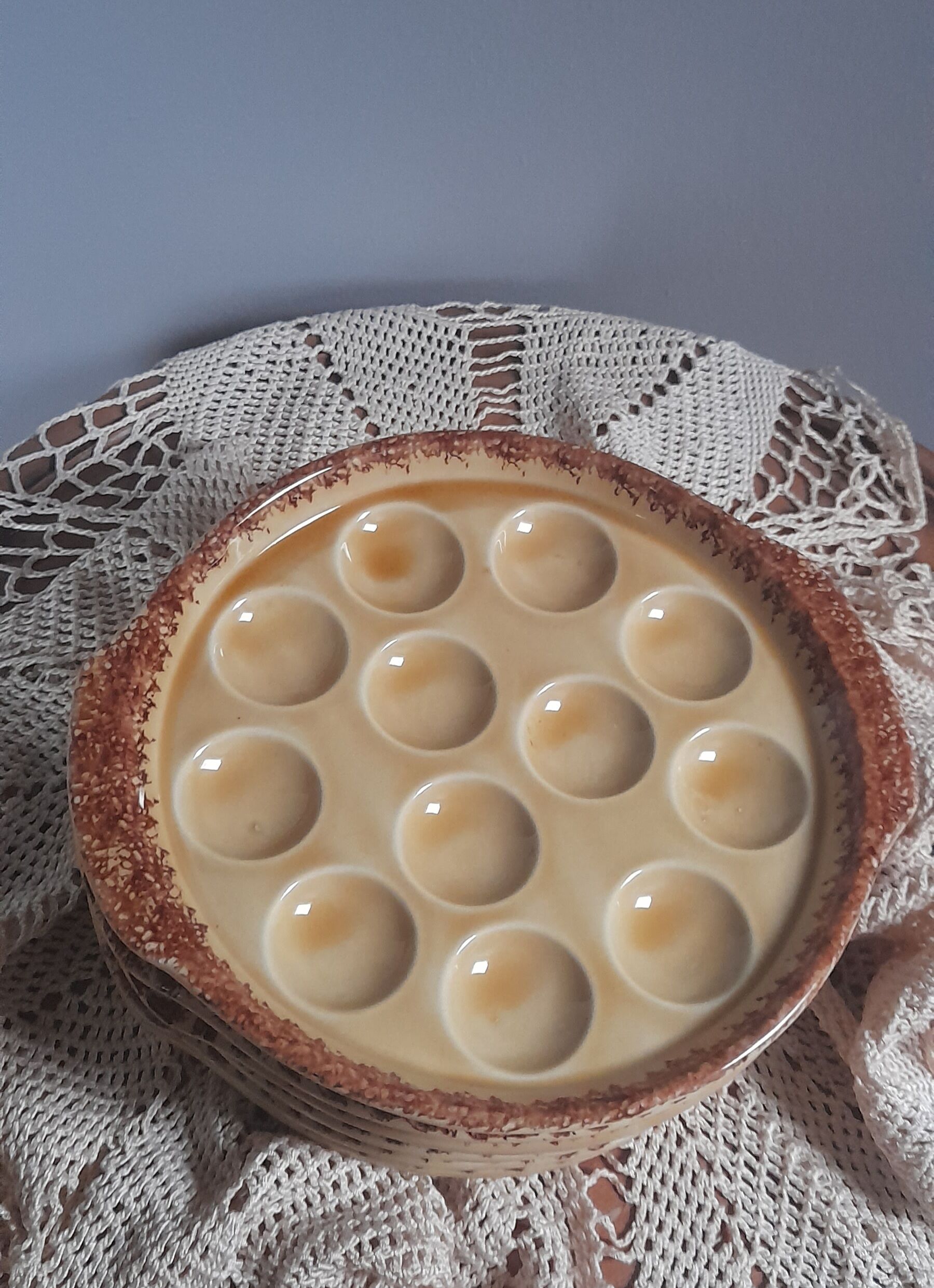 6 dishes/plates with snails, Gien factory