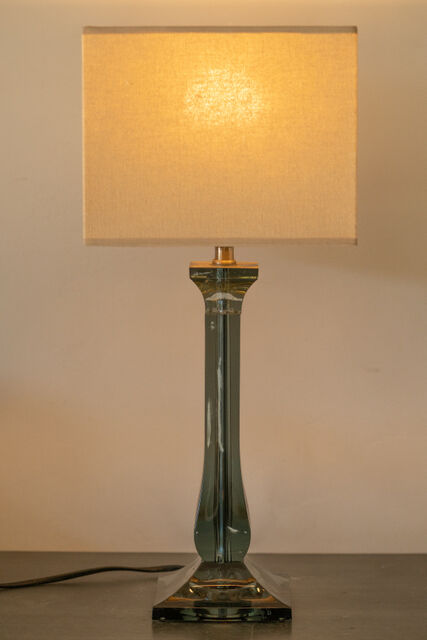 Table lamp