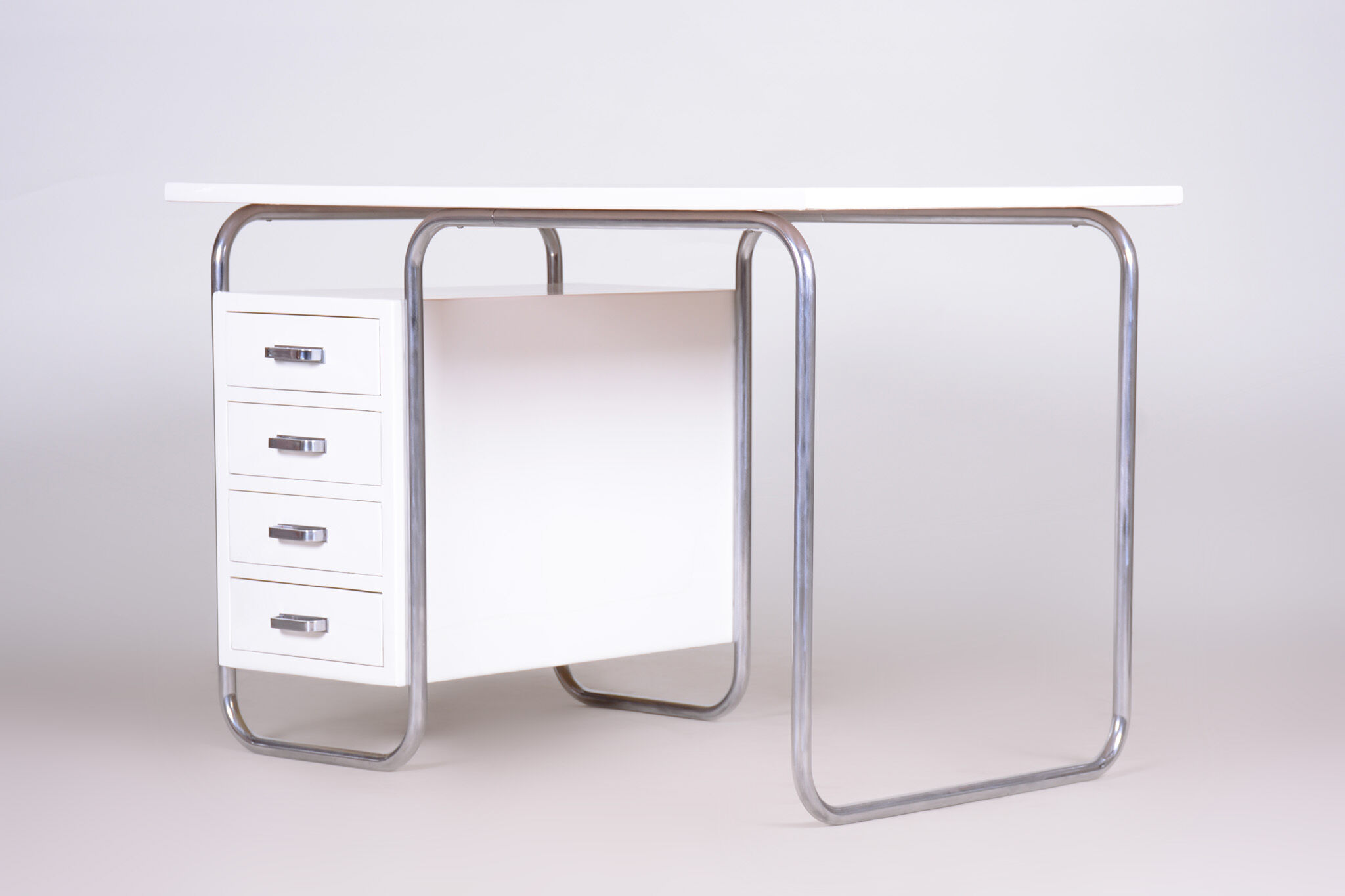 White Bauhaus desk made in 1930s Czechia by Robert Slezak