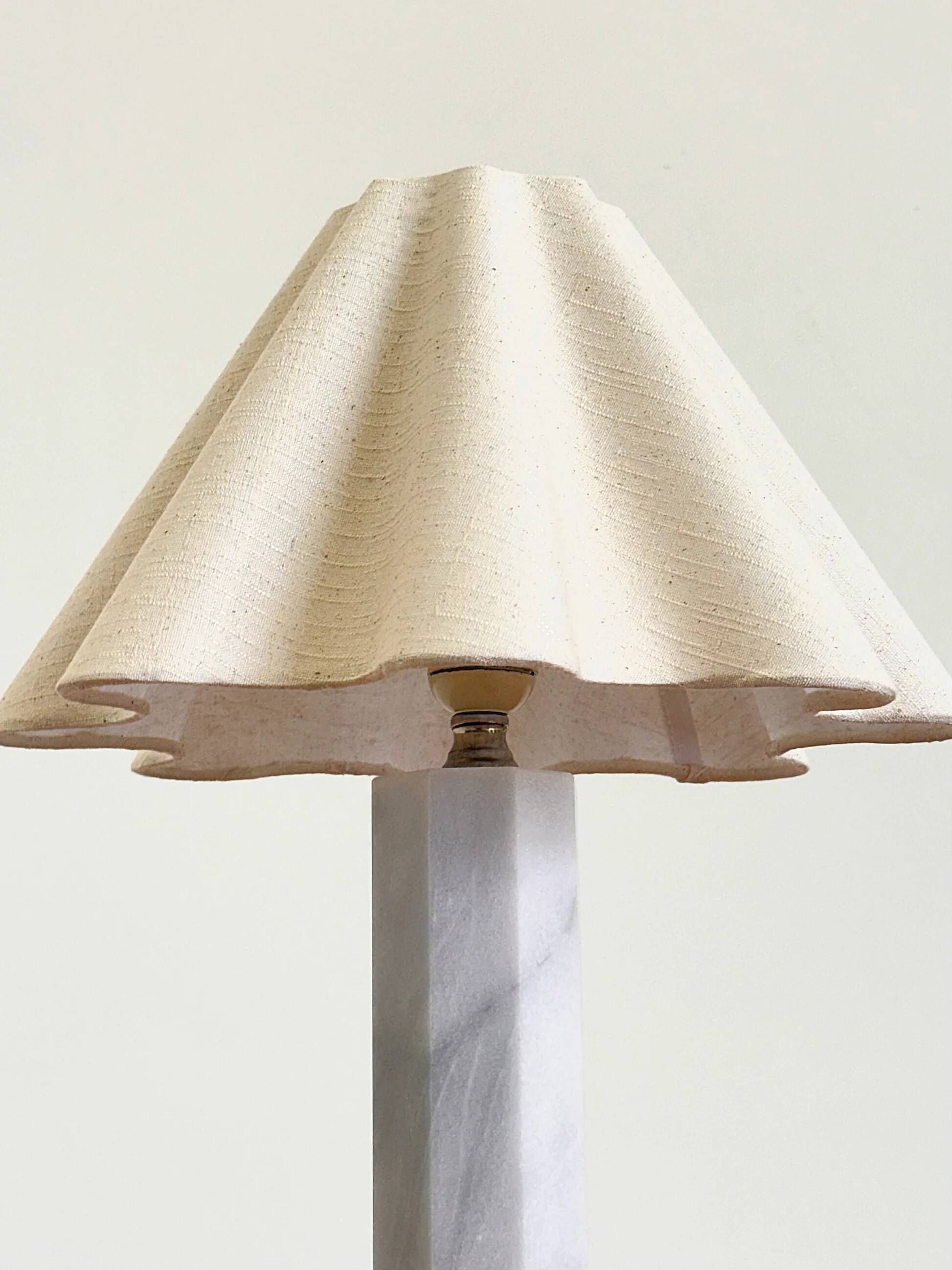 Vintage marble table lamp with linen shade