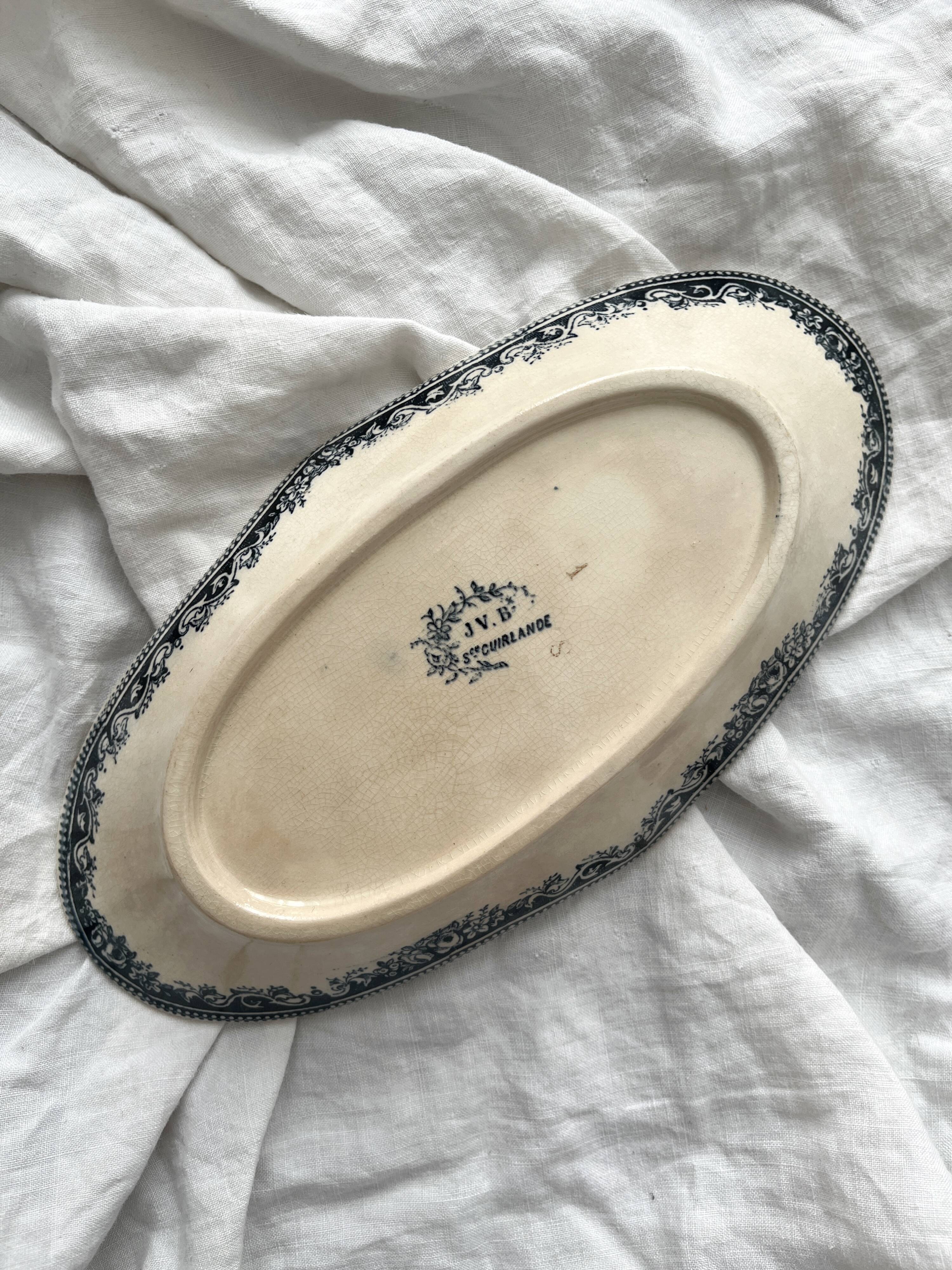 Ironware dish "Garlande Service" JVB Jules Vieillard Bordeaux