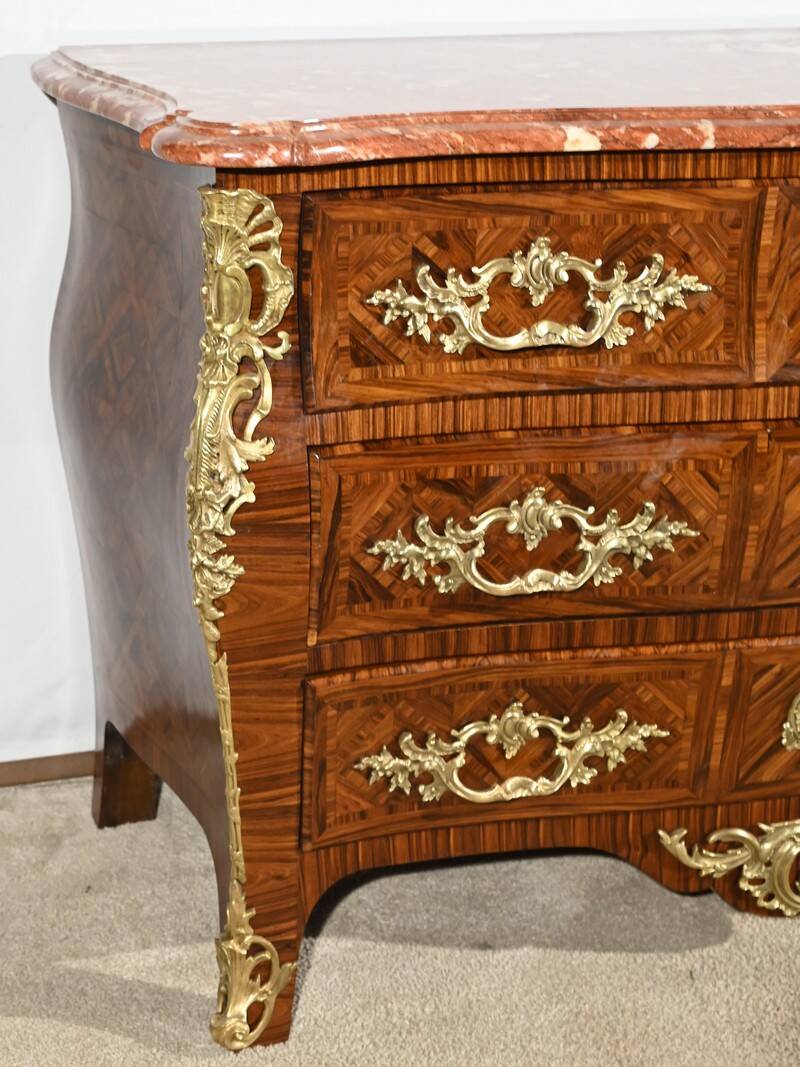 Tomb Commode in Violet Wood Marquetry, Transition Louis XIV / Louis XV style – 1st Par
