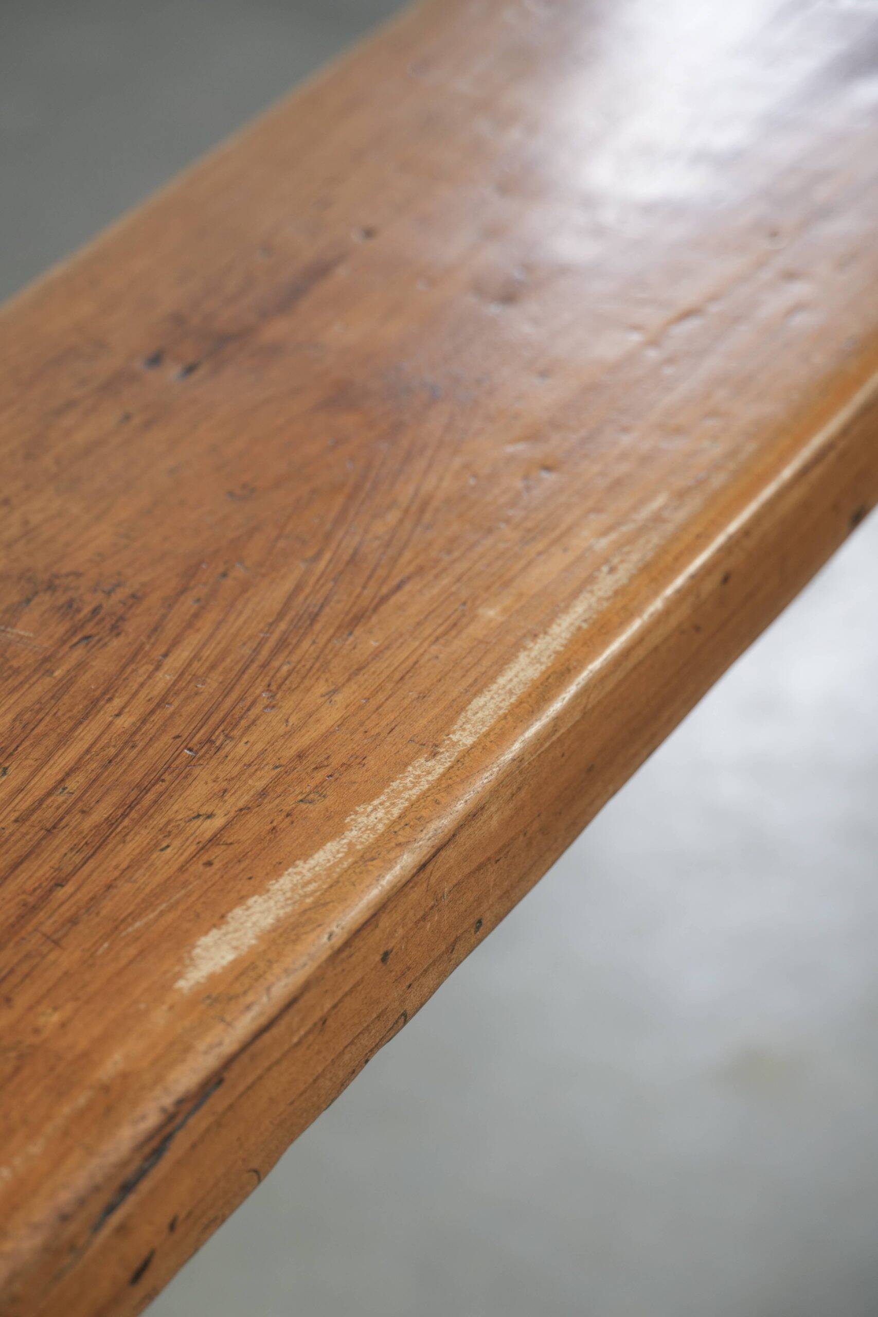 Banc de couloir brocante français / banc pour la table à manger avec un super look