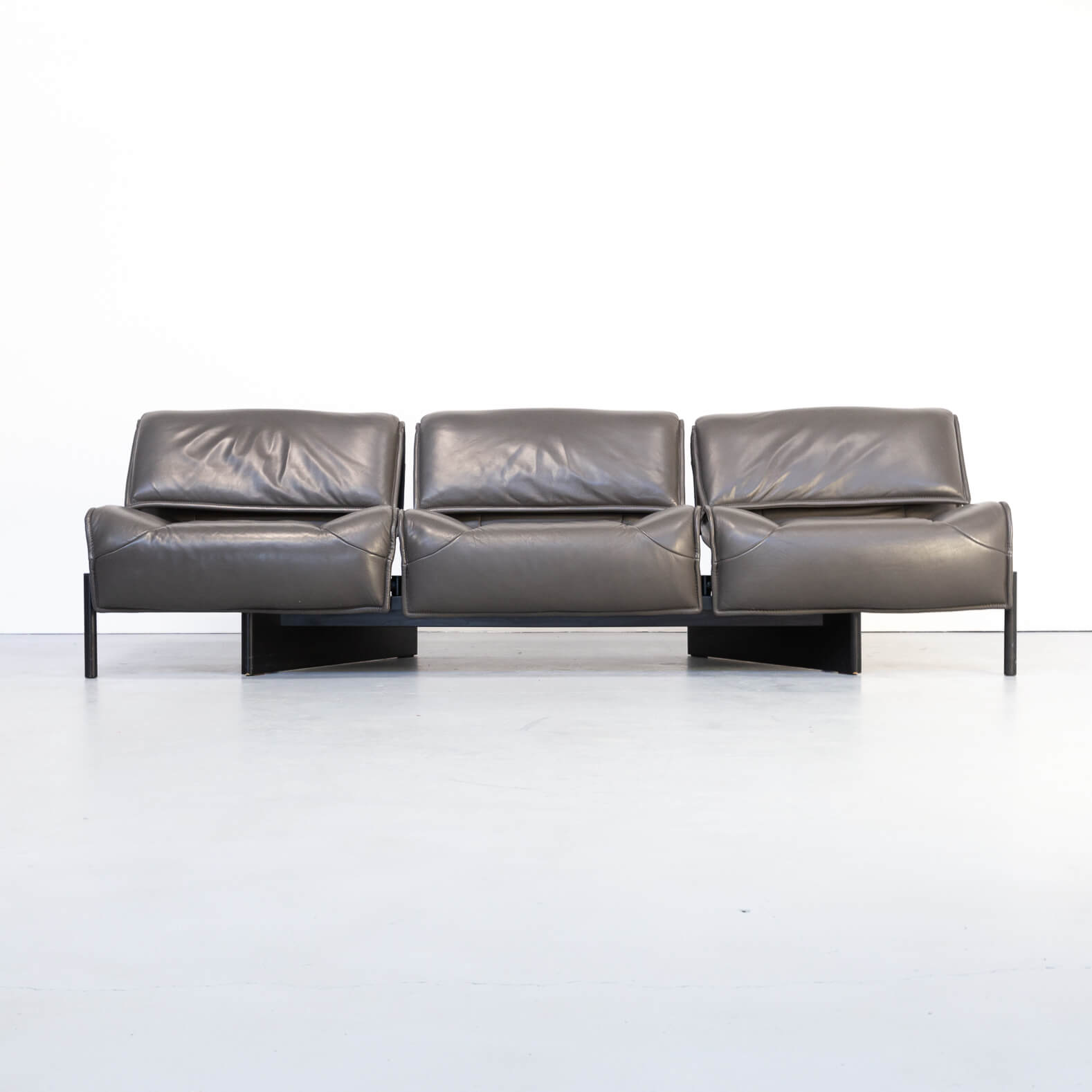Vico Magistretti ‘veranda 1-2-3-‘ sofa for Cassina, 80