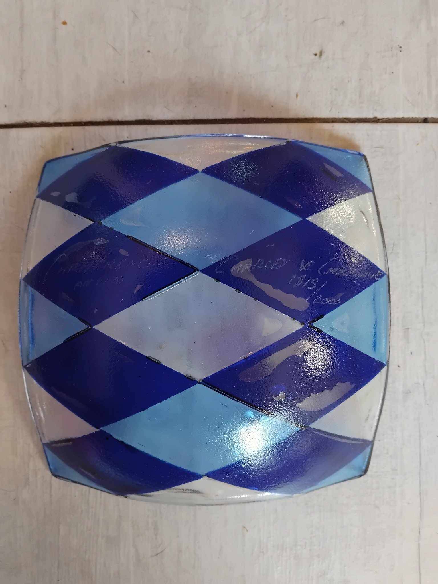 Murano pocket emptier. No. 1815 of 2000 pieces