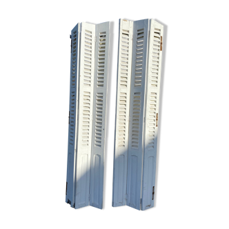 Shutters with folding leaves