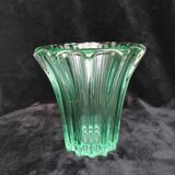 Green vase attributed to Pierre d'Asven