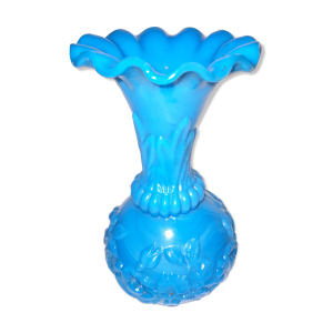 vase portieux en opaline - bleu