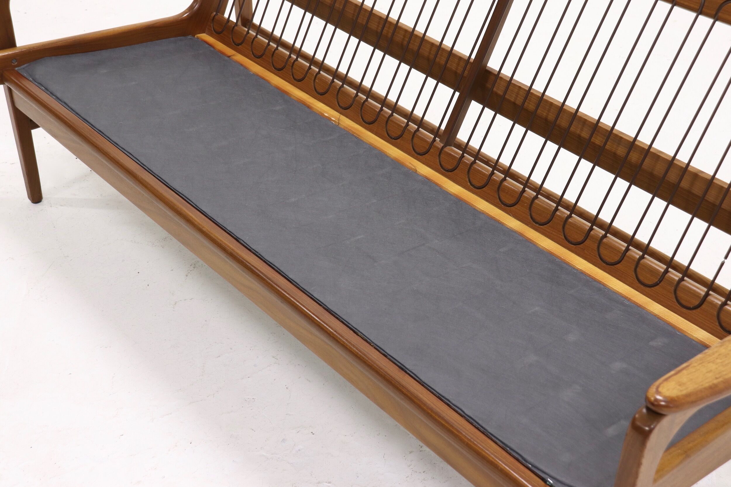 Sculptural teak sofa by Ster Gelderland 1960