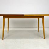 Table basse vintage en finition brillante de Tchécoslovaquie, années 1960