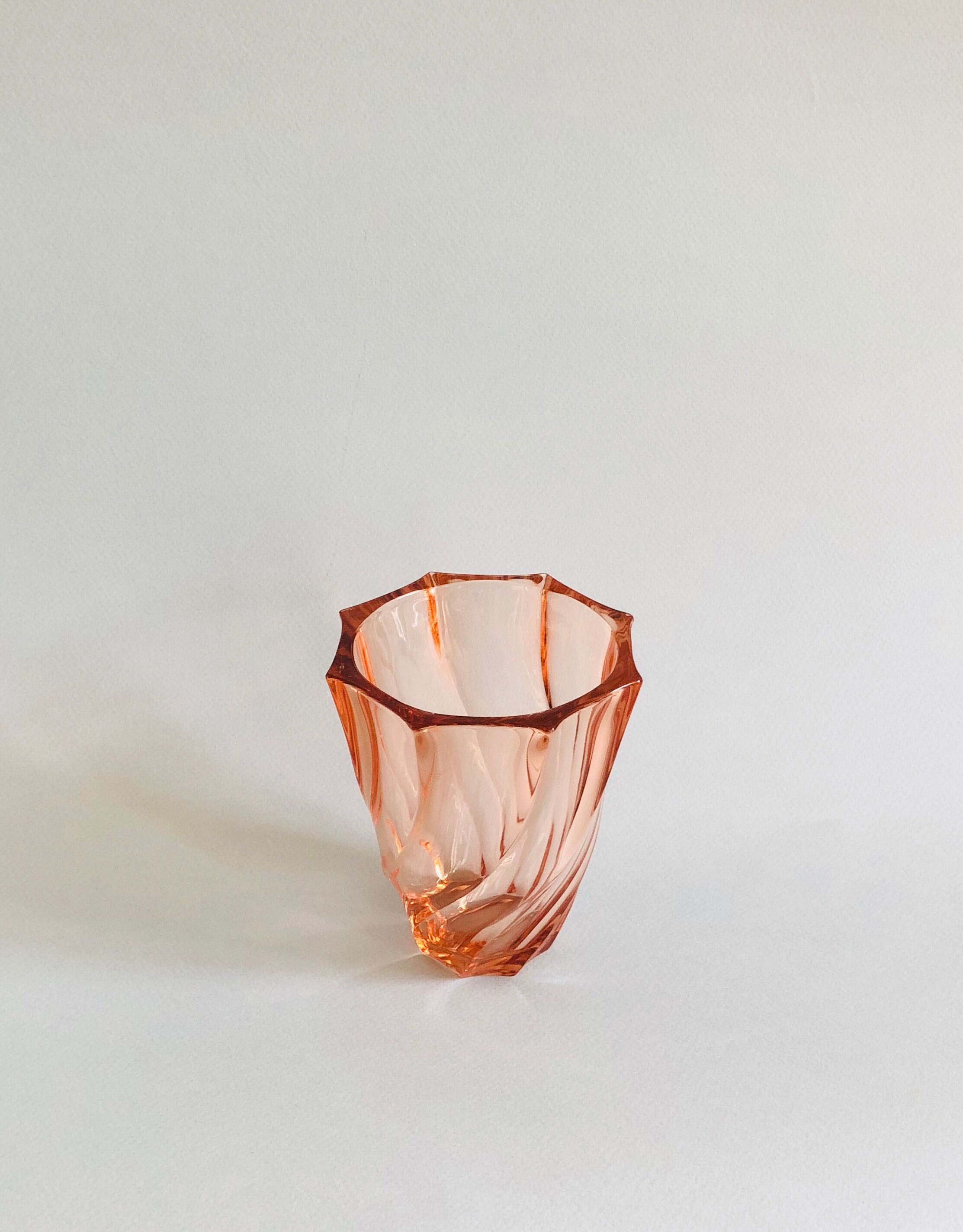 Small vase in pink glass