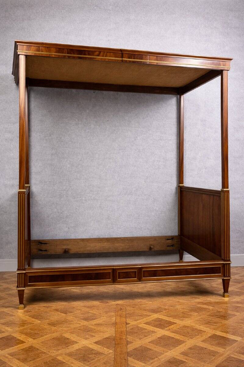 Parisian canopy bed – Louis XVI style – Mahogany and gilded bronze – circa 1