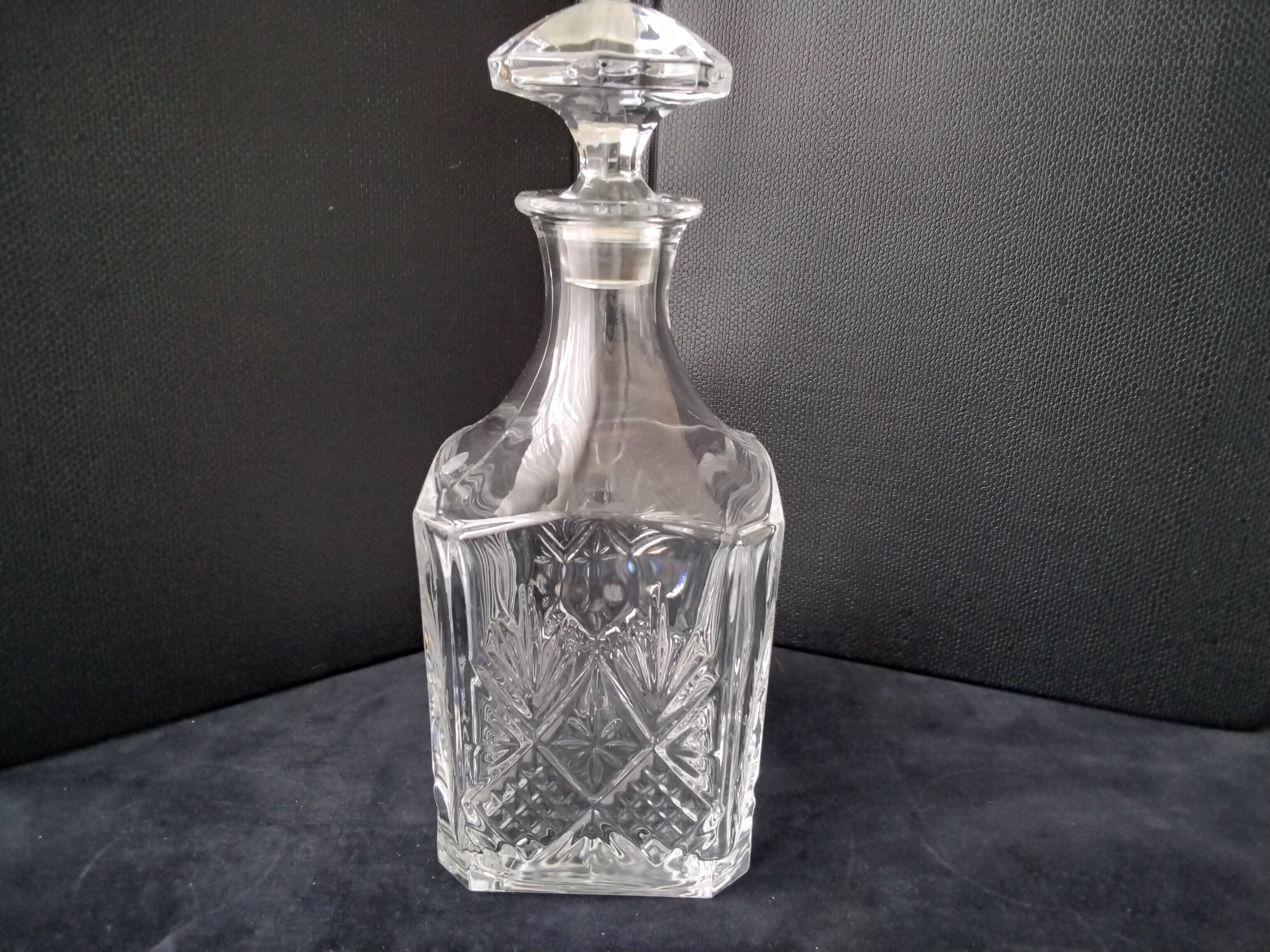 Arques crystal whisky decanter Fontenay model in its original box