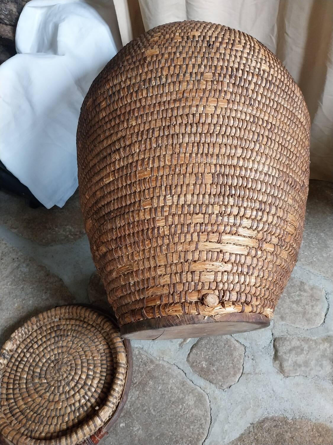 Woven straw basket