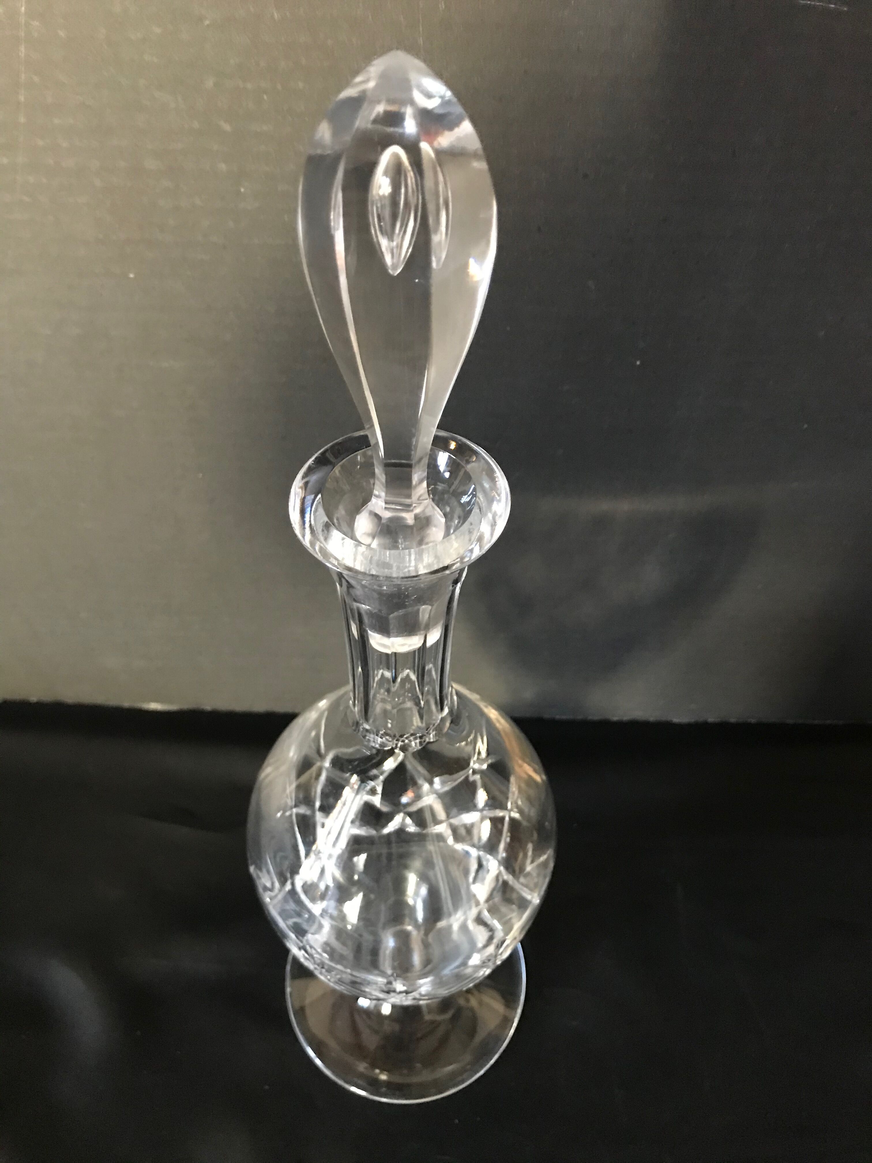 Crystal carafe cut on foot