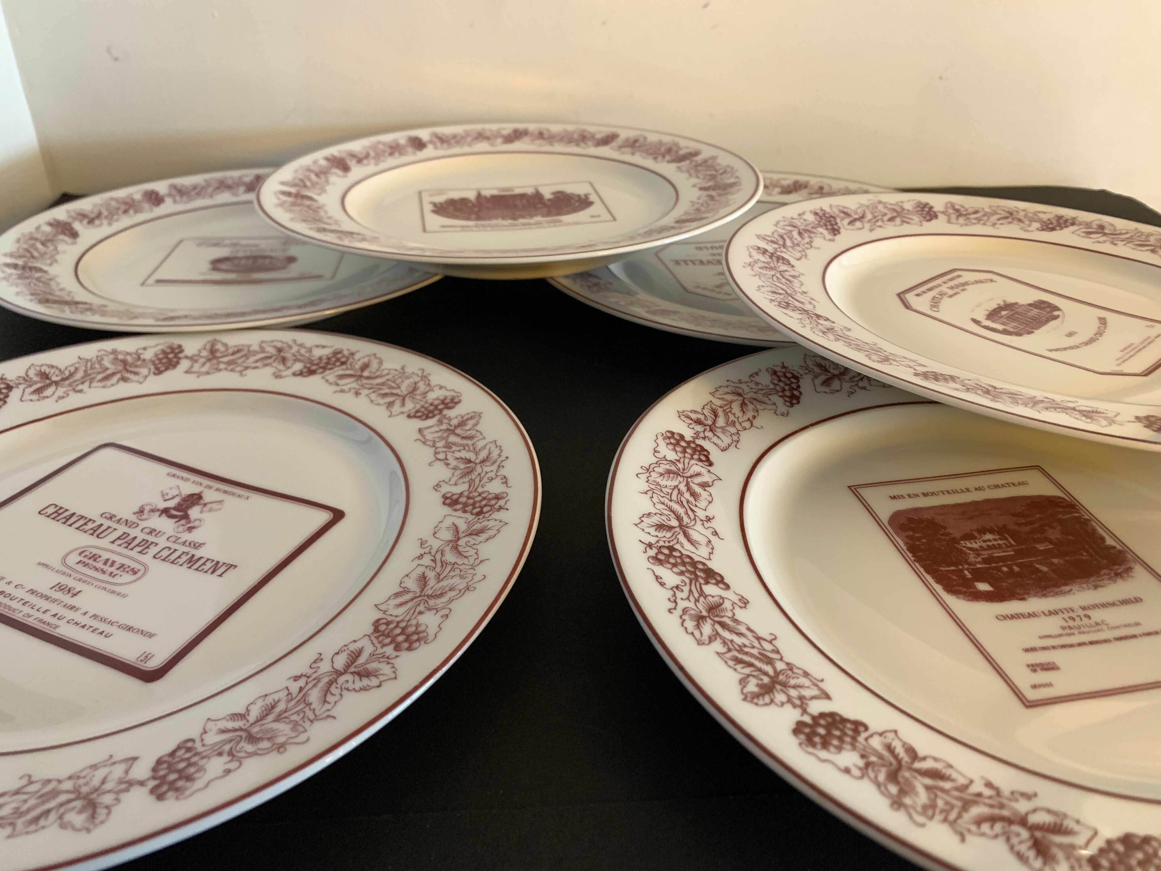 6 plates Limoges Grands Vins de Bordeaux and Châteaux du Médoc