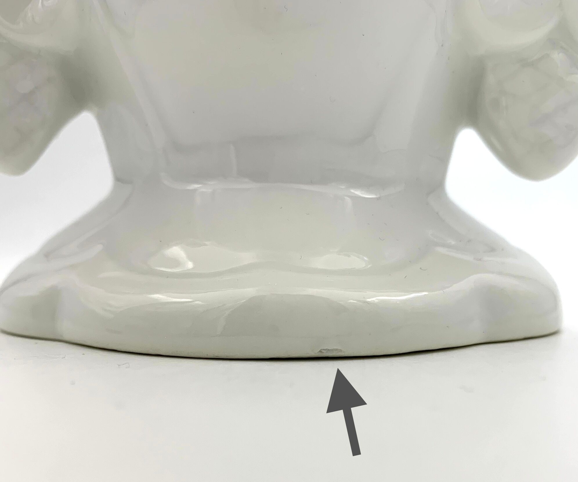 Porcelain vase, church vase, bridal vase, white.