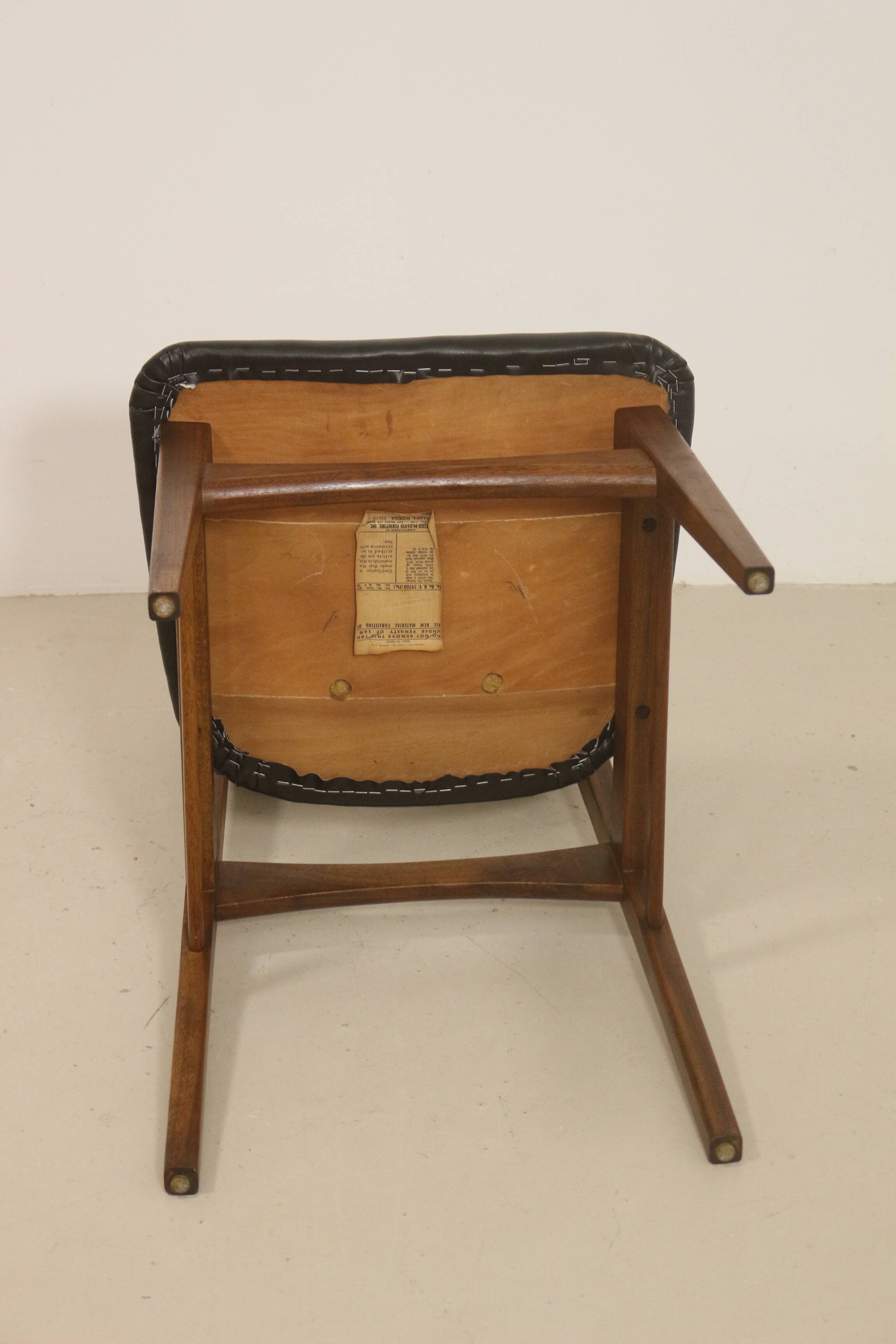 Set of 4 dining chairs Foster McDavid year 70.