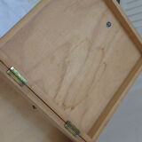 Tripod light wood worker