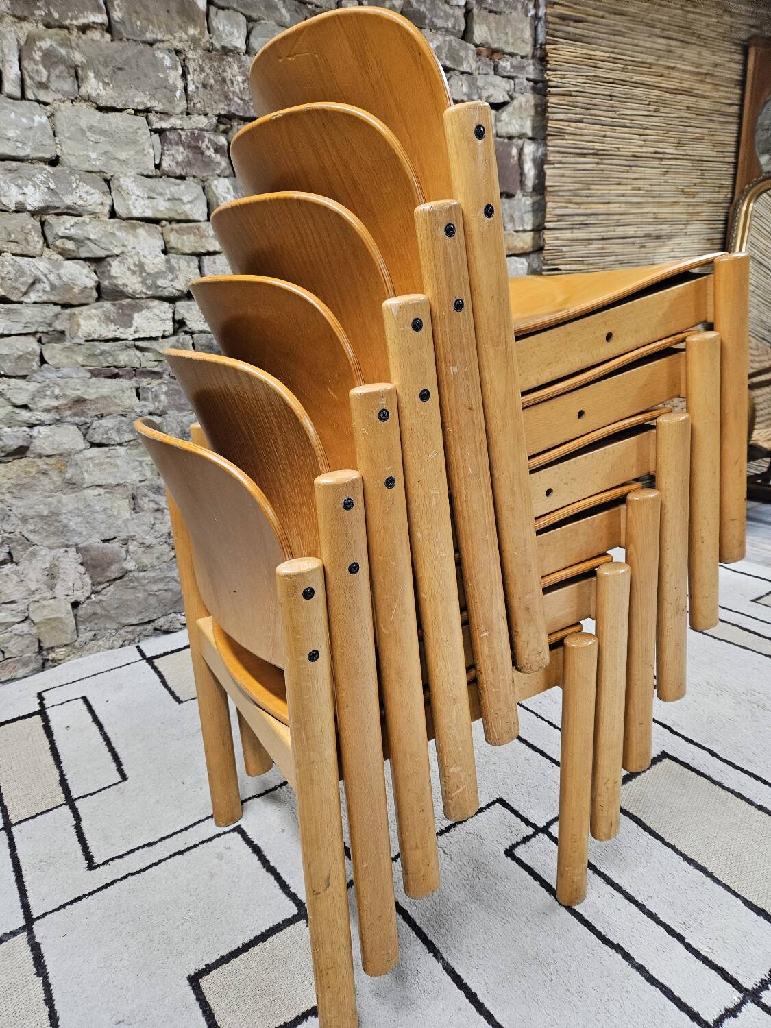 Lot 6 Danish stackable chairs 1970 vintage