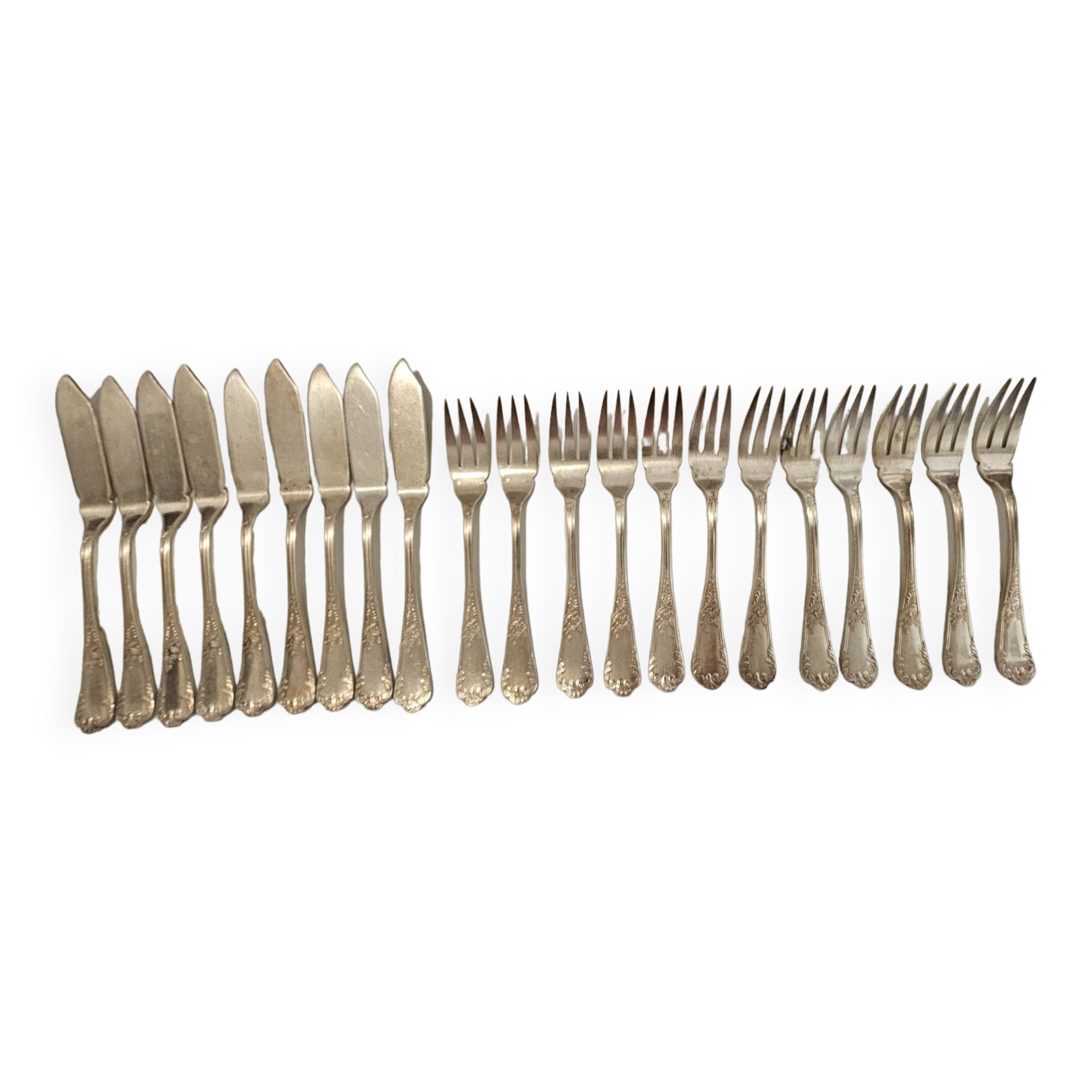 Fish cutlery set