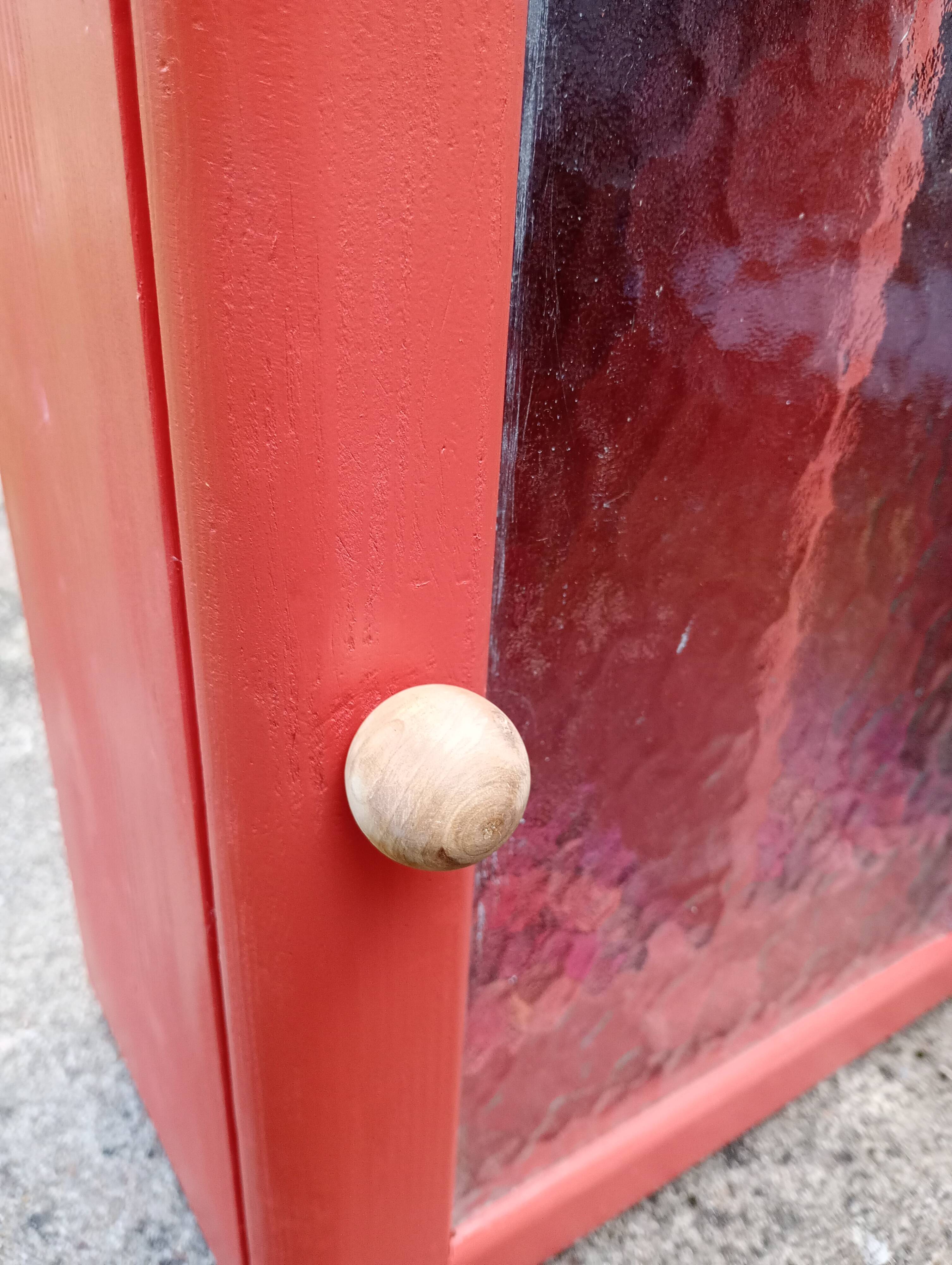 Small bathroom cabinet