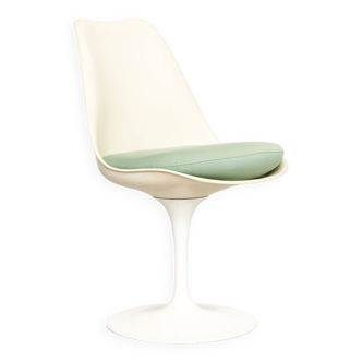 Eero Saarinen Tulip Chair for Knoll International