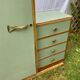 Armoire asymétrique