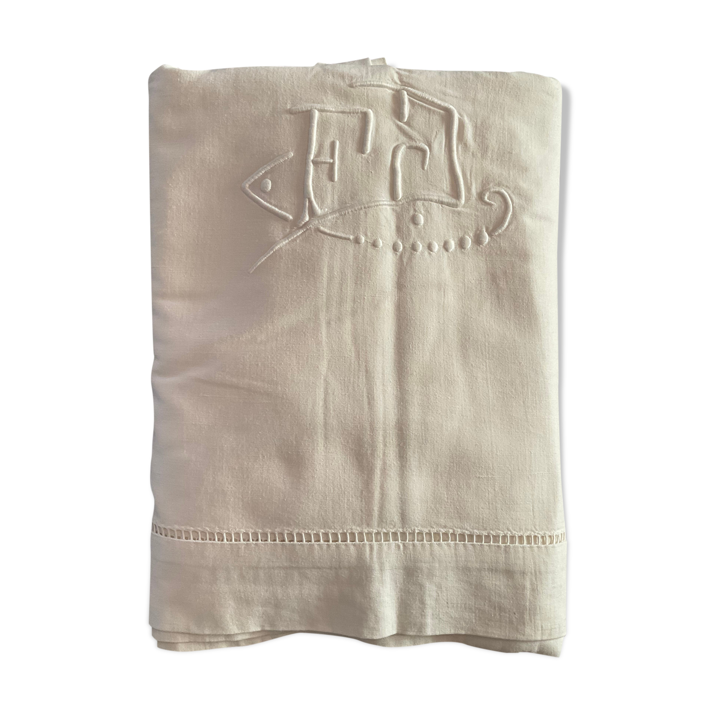 Drap brodé ancien monogramme FD