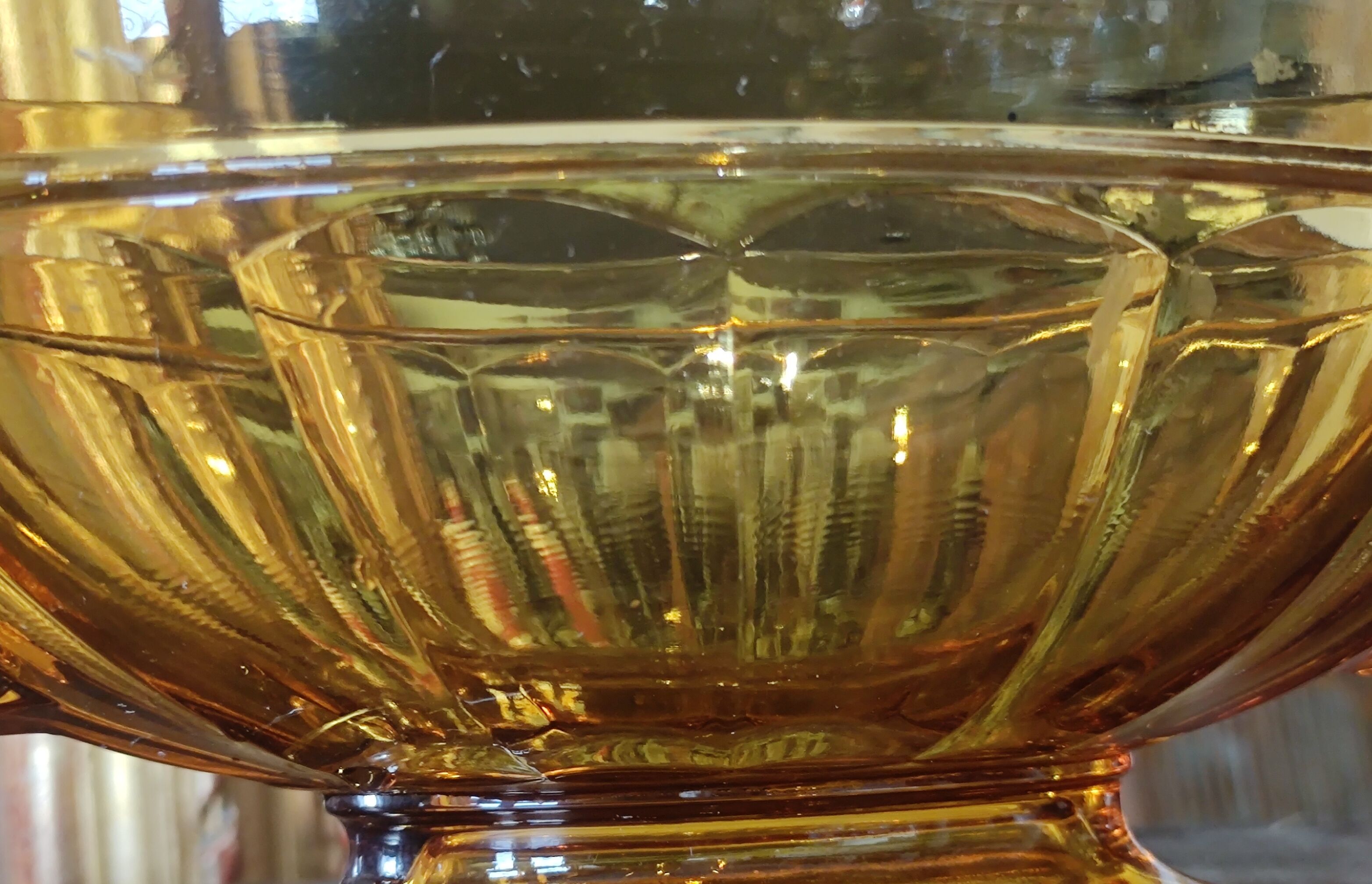 Art Deco fruit cup Val Saint-Lambert