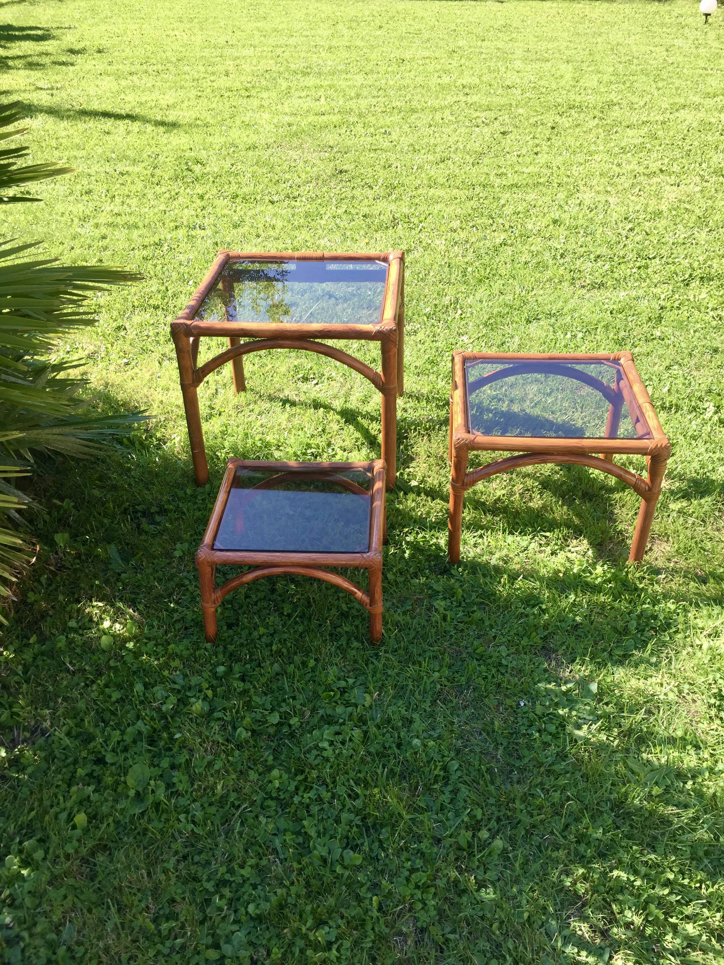 Bamboo pull-out table / leather and vintage glass