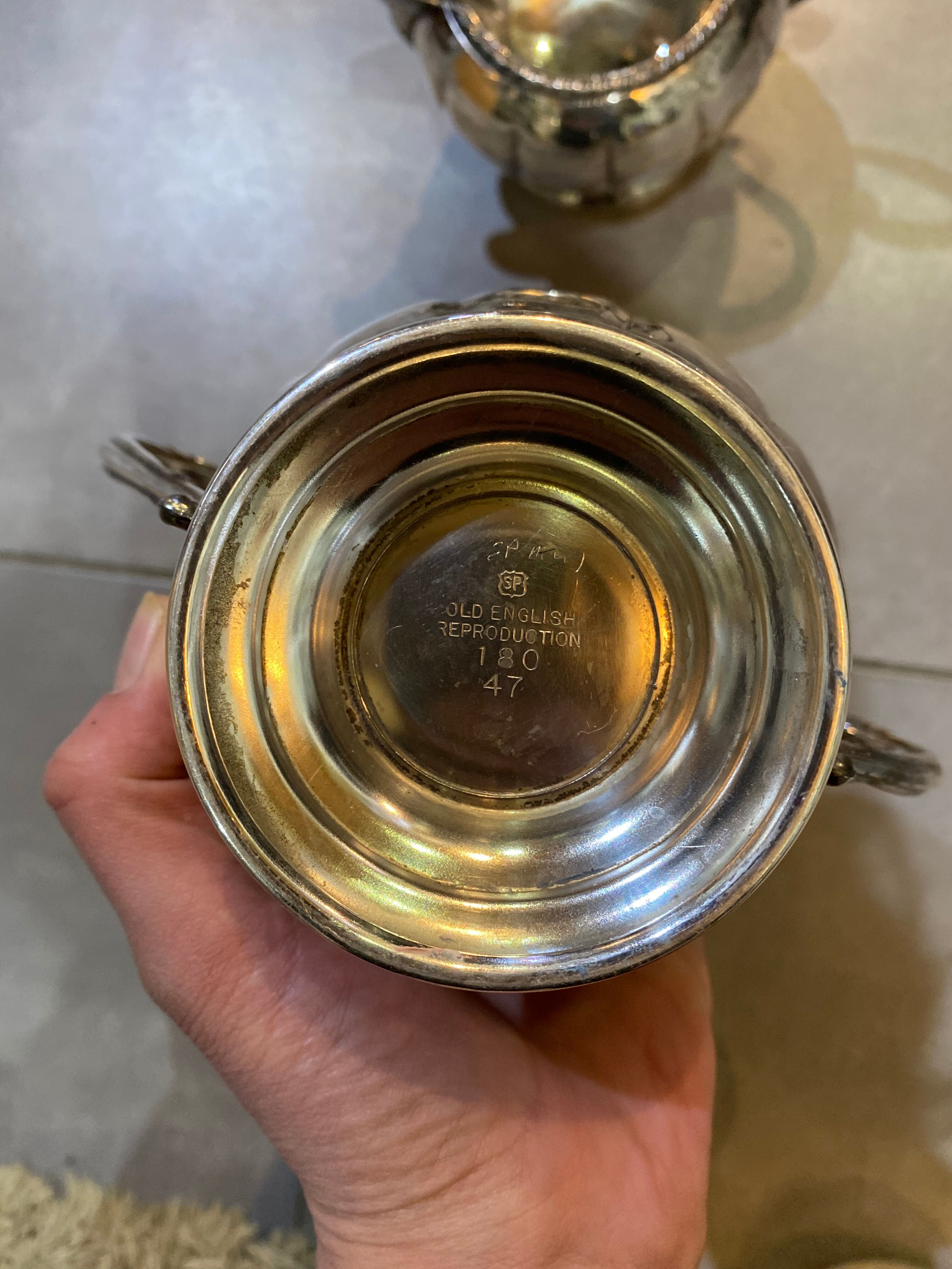 Silver metal tea and coffee set