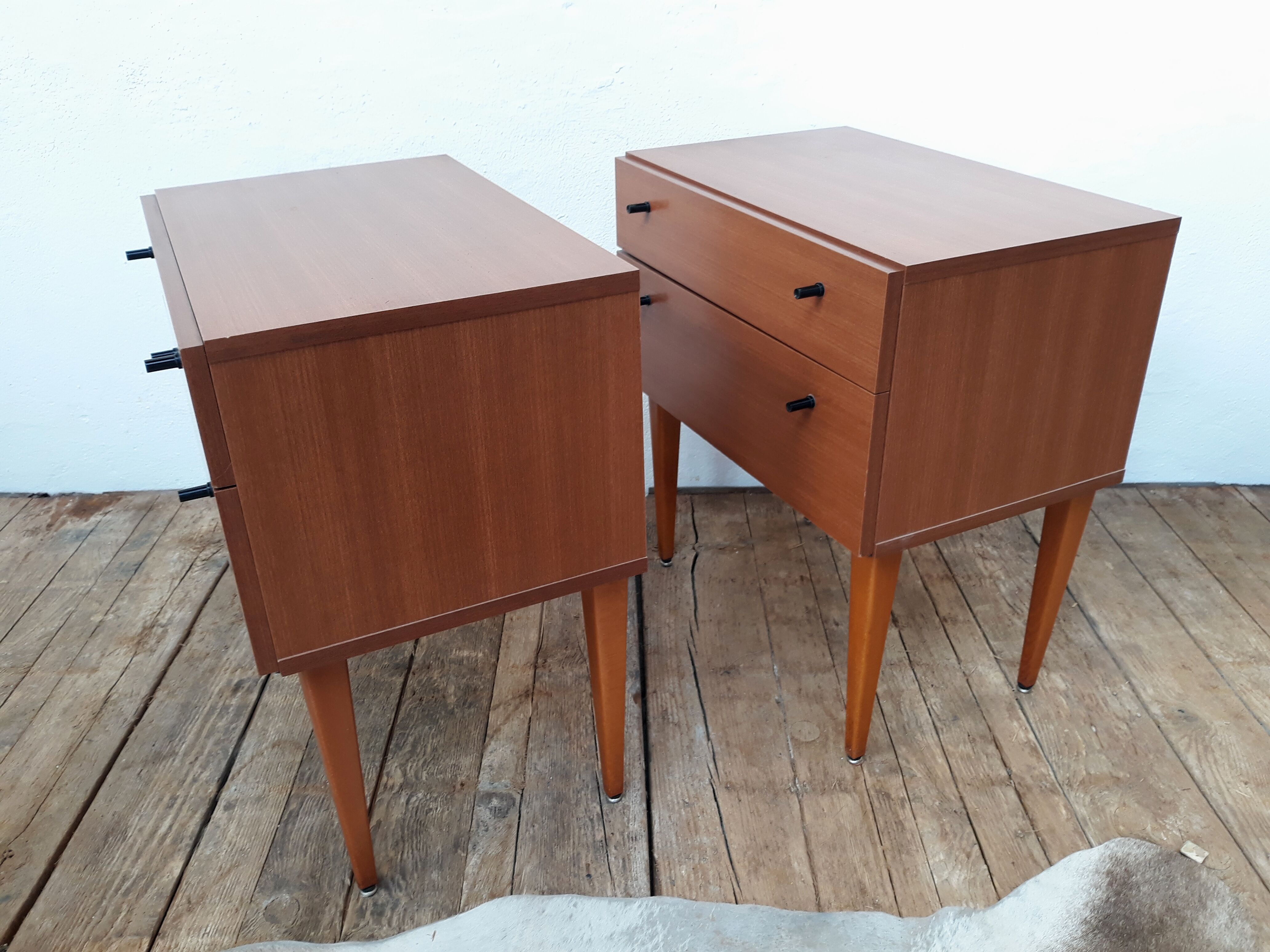Tables de chevet vintage 1960