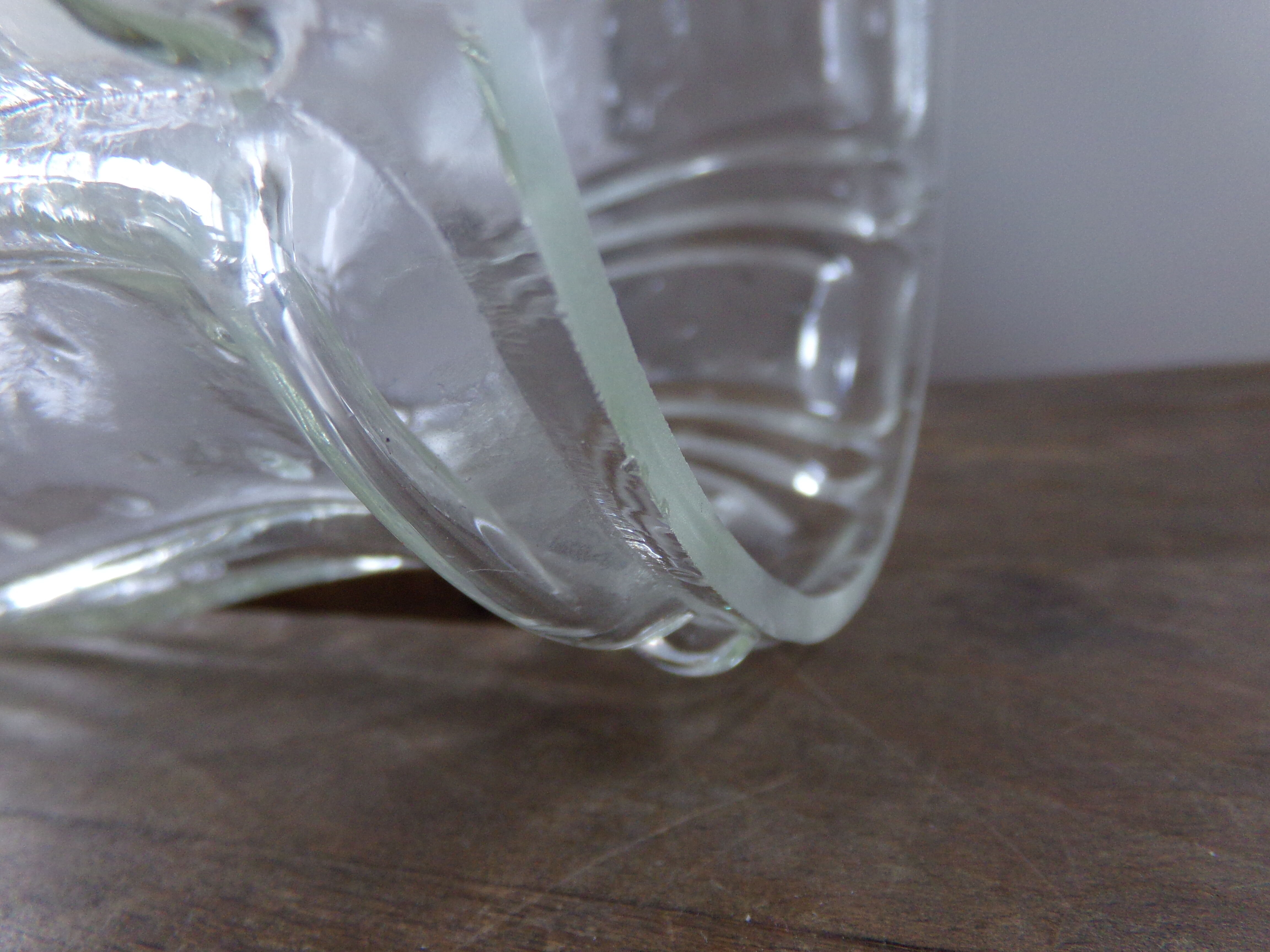 Glass hanging lamp