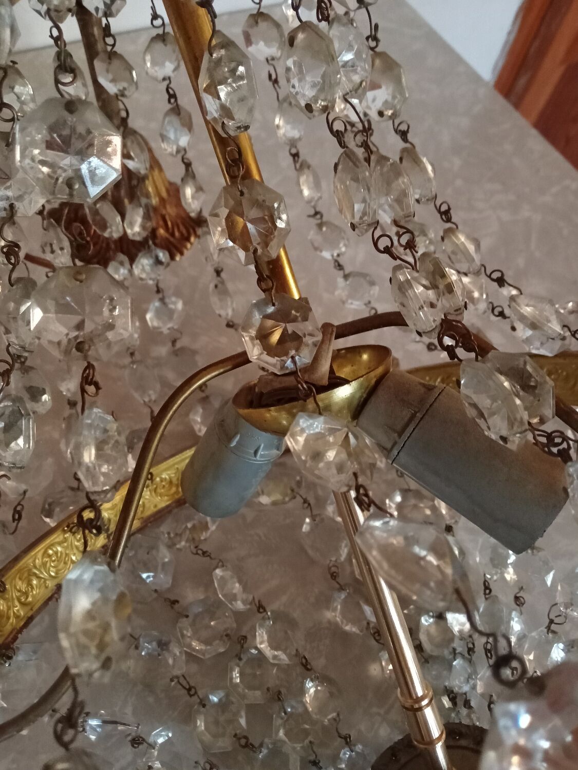 Balloon chandelier with tassels