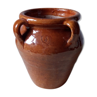 Terracotta pot
