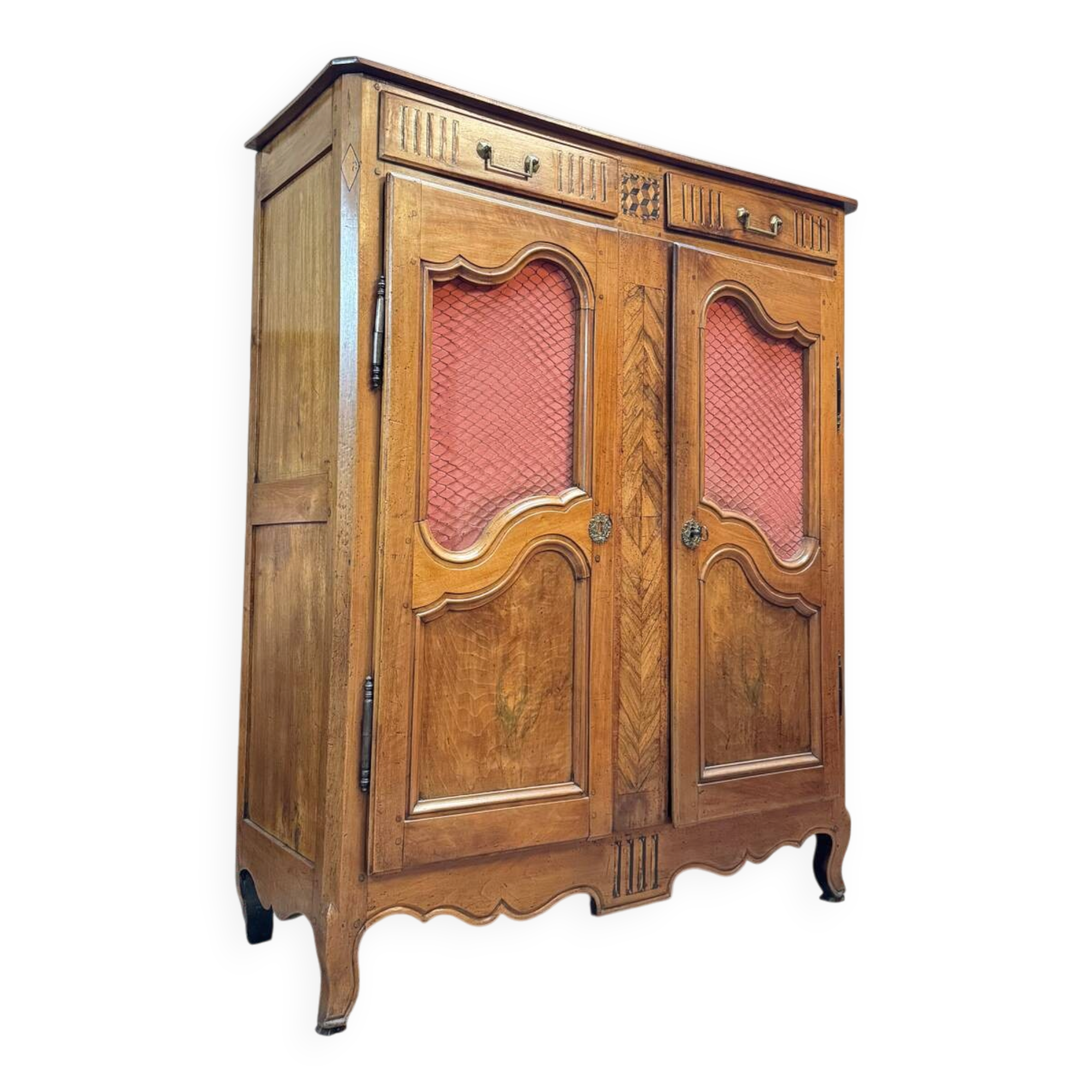 Walnut cabinet from the louis xv xviii century