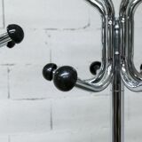 Coat rack with 12 chrome and black plastic hooks, 1960, 2m.